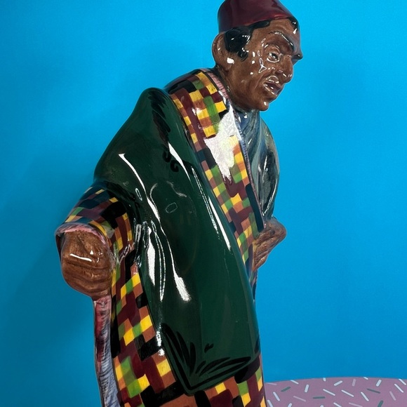 Royal Doulton Vintage Figurine “The Carpet Seller” HN 1464 Excellent Condition - Picture 7 of 16